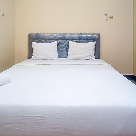 Reddoorz At Senaz Guesthouse Ματαράμ Εξωτερικό φωτογραφία