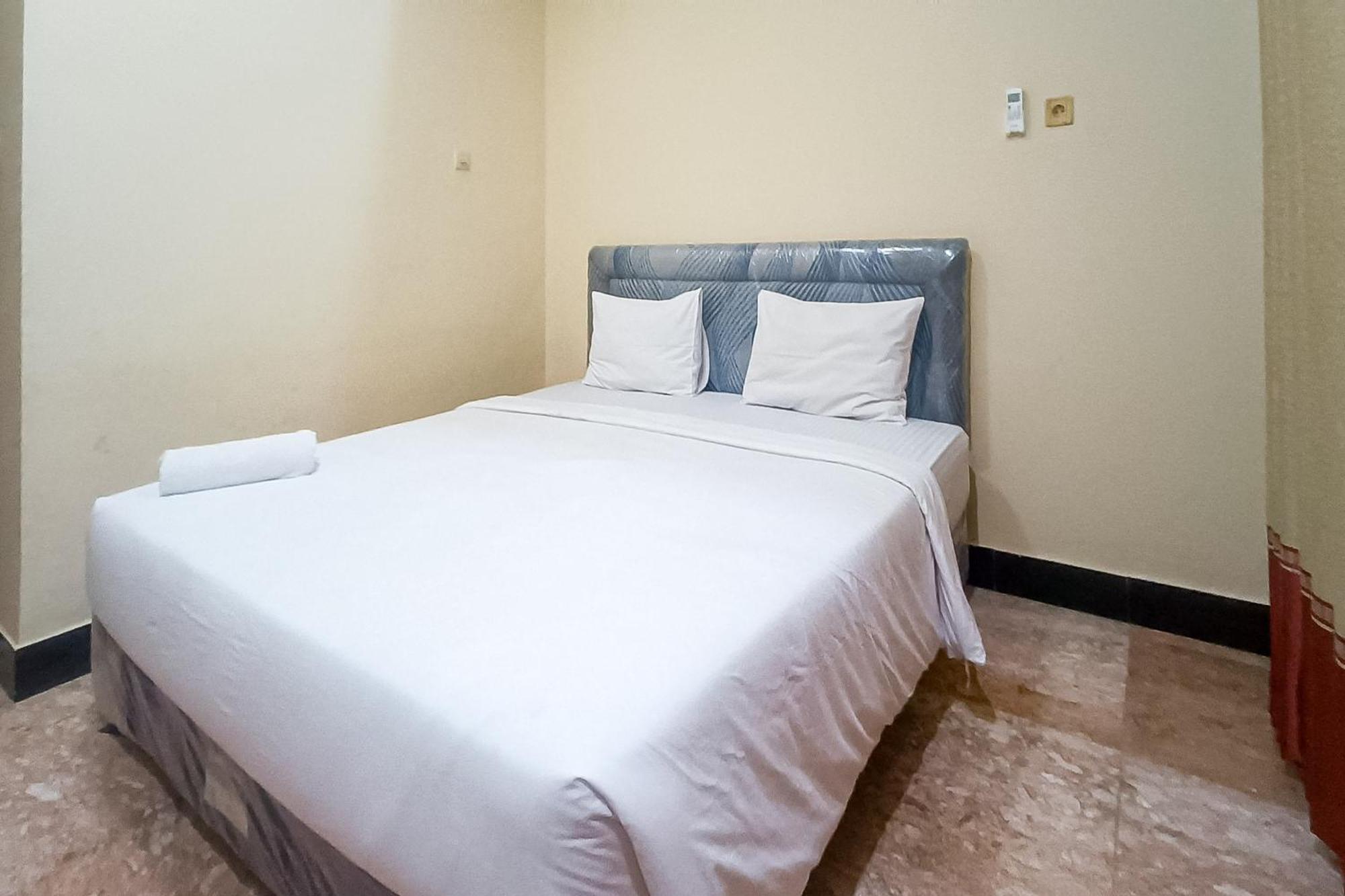 Reddoorz At Senaz Guesthouse Ματαράμ Εξωτερικό φωτογραφία