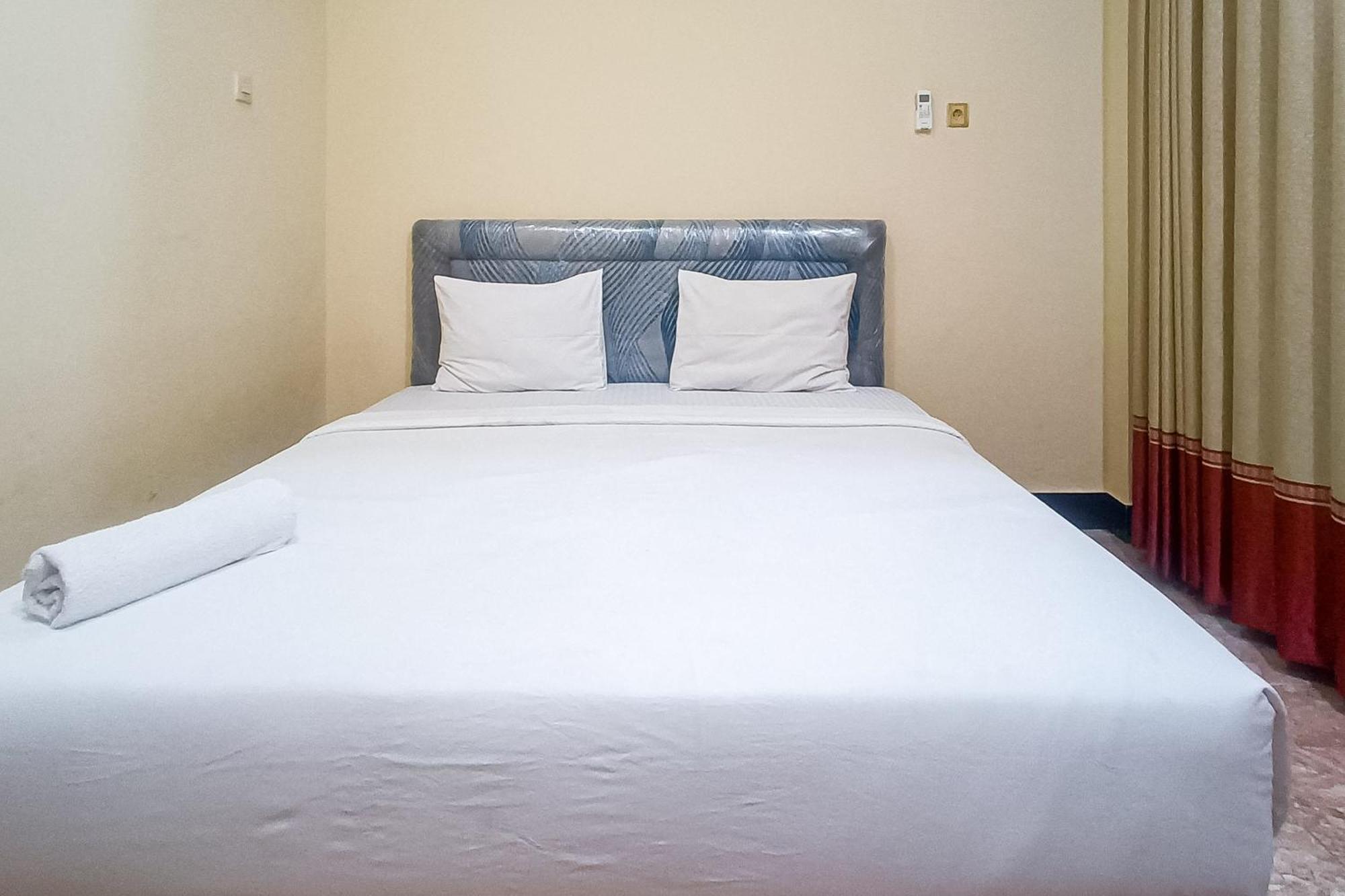 Reddoorz At Senaz Guesthouse Ματαράμ Εξωτερικό φωτογραφία