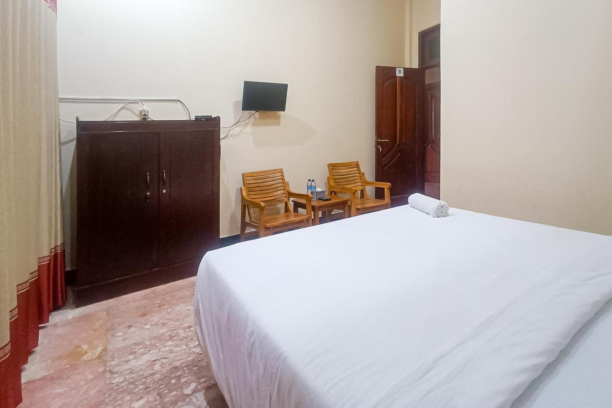 Reddoorz At Senaz Guesthouse Ματαράμ Εξωτερικό φωτογραφία